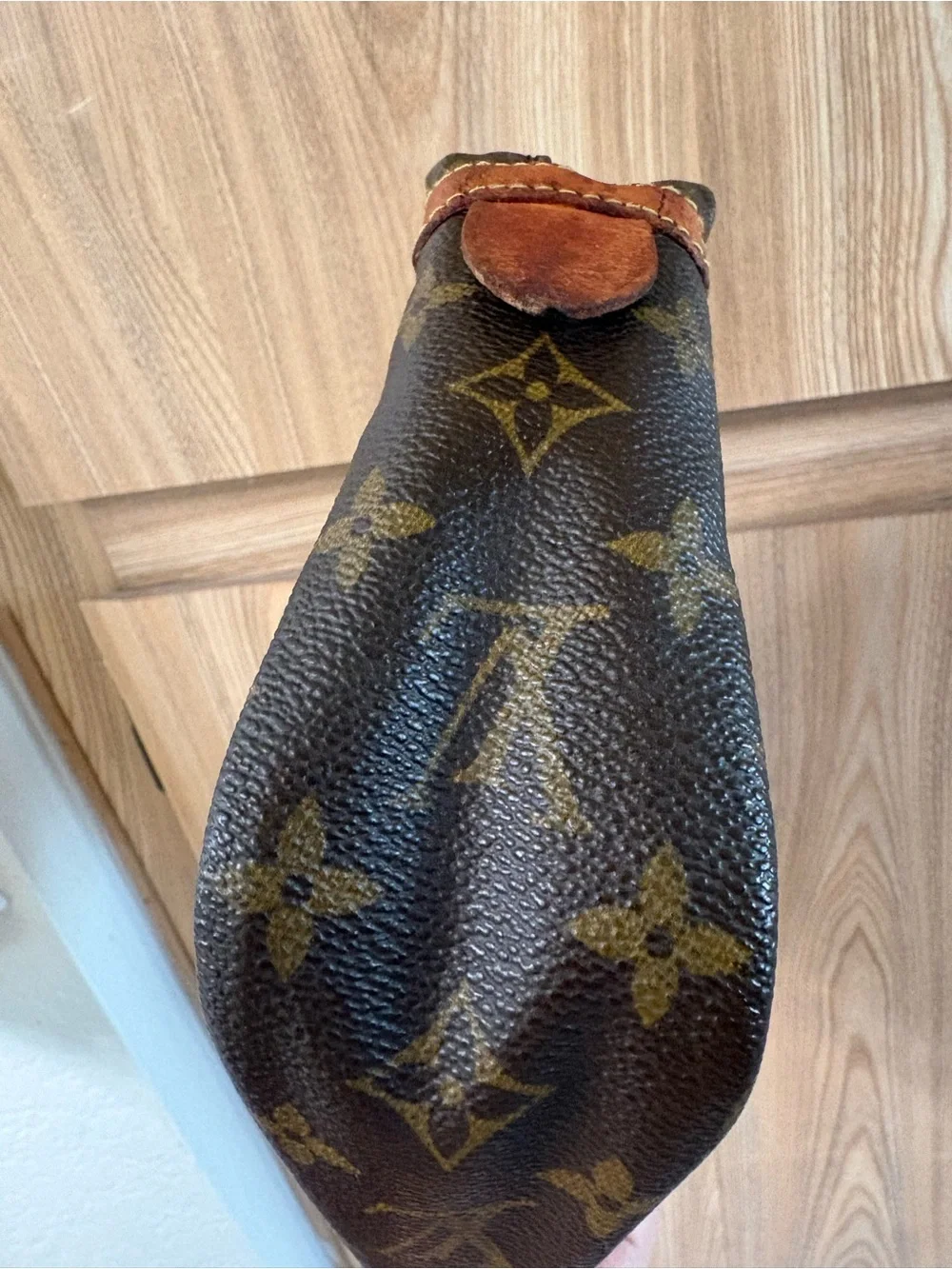 Authentic Louis Vuitton Compiegne 28 Monogram Canvas Brown clutch